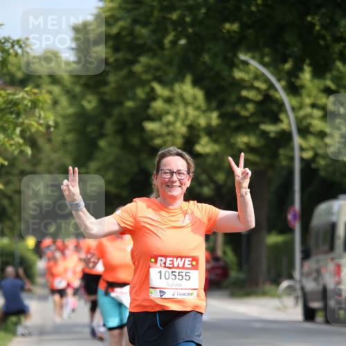 15.06.2025 - REWE Women's Run Jannik Wohlers http://msf.ph/oto/7950996 15.06.2025 09:50:14 Laufen 10555 meine-sportfotos.de