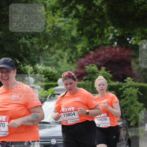 15.06.2025 - REWE Women's Run Jannik Wohlers http://msf.ph/oto/7950997 15.06.2025 08:33:00 Laufen 70, 10804, 1043, 10606 meine-sportfotos.de