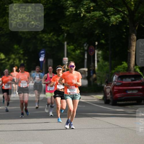 15.06.2025 - REWE Women's Run Dr. Thomas Lammeyer http://msf.ph/oto/7951014 15.06.2025 09:36:46 Laufen 10352 meine-sportfotos.de