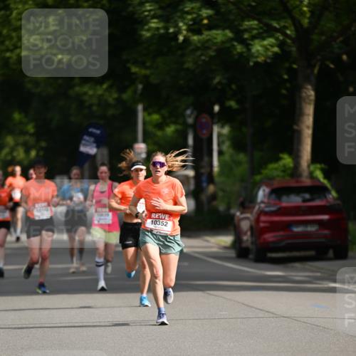 15.06.2025 - REWE Women's Run Dr. Thomas Lammeyer http://msf.ph/oto/7951022 15.06.2025 09:36:46 Laufen 10149, 10352 meine-sportfotos.de