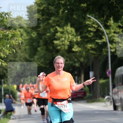 15.06.2025 - REWE Women's Run Jannik Wohlers http://msf.ph/oto/7951031 15.06.2025 09:50:17 Laufen 0178 meine-sportfotos.de