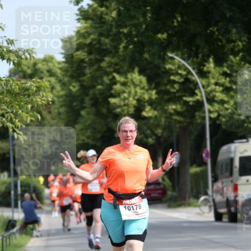 15.06.2025 - REWE Women's Run Jannik Wohlers http://msf.ph/oto/7951040 15.06.2025 09:50:17 Laufen 10178 meine-sportfotos.de