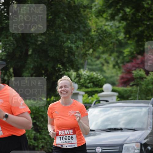 15.06.2025 - REWE Women's Run Jannik Wohlers http://msf.ph/oto/7951064 15.06.2025 08:33:03 Laufen 10606, 1043 meine-sportfotos.de