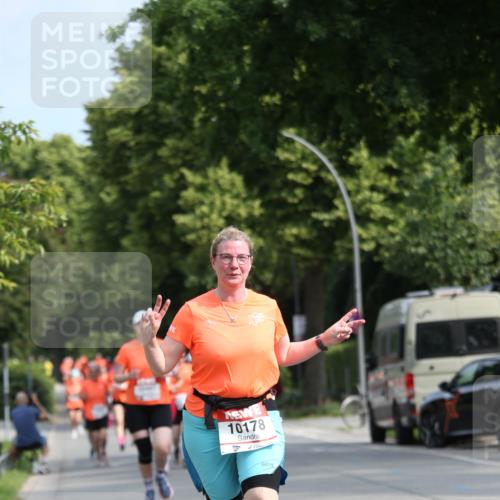 15.06.2025 - REWE Women's Run Jannik Wohlers http://msf.ph/oto/7951065 15.06.2025 09:50:18 Laufen 10178 meine-sportfotos.de