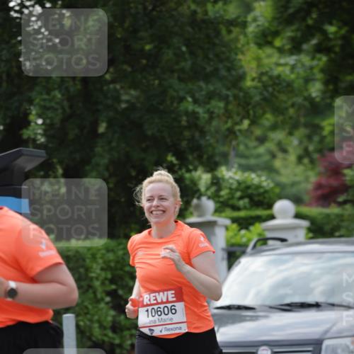 15.06.2025 - REWE Women's Run Jannik Wohlers http://msf.ph/oto/7951073 15.06.2025 08:33:03 Laufen 10606, 1043 meine-sportfotos.de