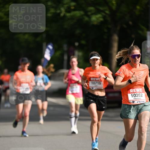 15.06.2025 - REWE Women's Run Dr. Thomas Lammeyer http://msf.ph/oto/7951088 15.06.2025 09:36:50 Laufen 10719, 10352 meine-sportfotos.de
