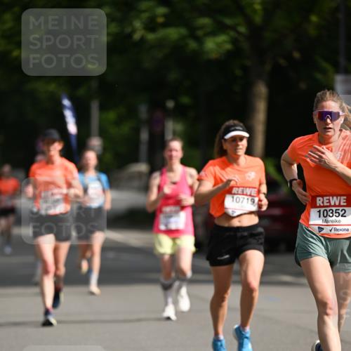15.06.2025 - REWE Women's Run Dr. Thomas Lammeyer http://msf.ph/oto/7951096 15.06.2025 09:36:50 Laufen 10719, 10352 meine-sportfotos.de