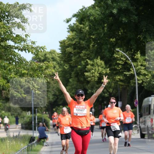 15.06.2025 - REWE Women's Run Jannik Wohlers http://msf.ph/oto/7951166 15.06.2025 09:50:25 Laufen 10587 meine-sportfotos.de