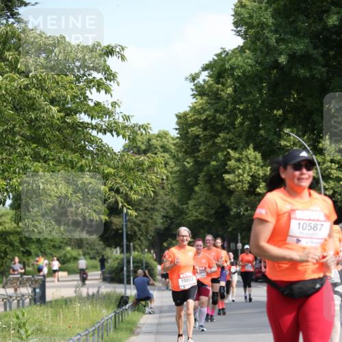 15.06.2025 - REWE Women's Run Jannik Wohlers http://msf.ph/oto/7951187 15.06.2025 09:50:26 Laufen 10587 meine-sportfotos.de