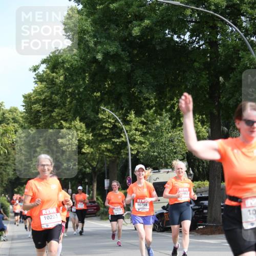 15.06.2025 - REWE Women's Run Jannik Wohlers http://msf.ph/oto/7951234 15.06.2025 09:50:29 Laufen 10251, 10759 meine-sportfotos.de
