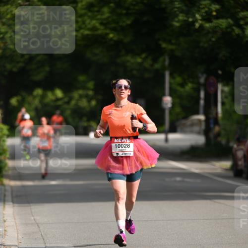 15.06.2025 - REWE Women's Run Dr. Thomas Lammeyer http://msf.ph/oto/7951319 15.06.2025 09:37:12 Laufen 10028 meine-sportfotos.de
