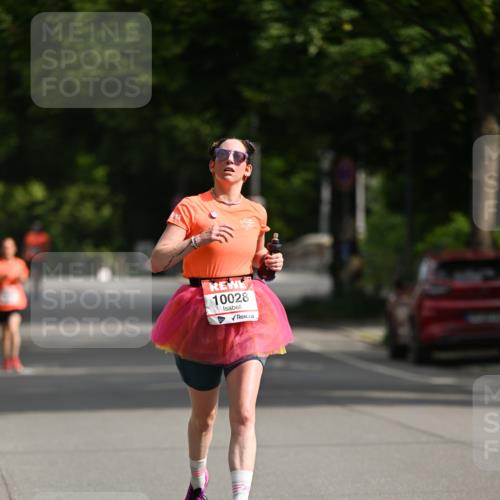 15.06.2025 - REWE Women's Run Dr. Thomas Lammeyer http://msf.ph/oto/7951340 15.06.2025 09:37:13 Laufen 10028 meine-sportfotos.de