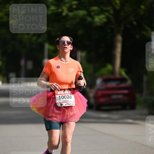 15.06.2025 - REWE Women's Run Dr. Thomas Lammeyer http://msf.ph/oto/7951359 15.06.2025 09:37:14 Laufen 10028 meine-sportfotos.de