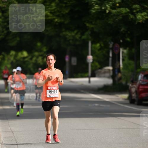 15.06.2025 - REWE Women's Run Dr. Thomas Lammeyer http://msf.ph/oto/7951391 15.06.2025 09:37:22 Laufen 10488 meine-sportfotos.de