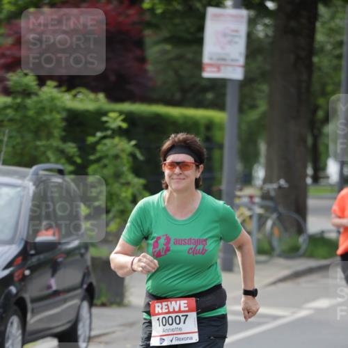 15.06.2025 - REWE Women's Run Jannik Wohlers http://msf.ph/oto/7951396 15.06.2025 08:33:34 Laufen 10007 meine-sportfotos.de