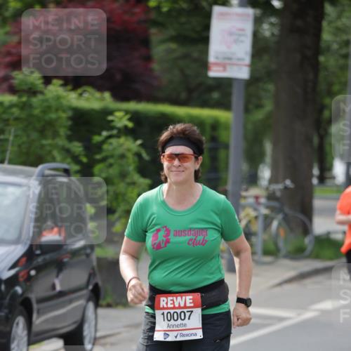 15.06.2025 - REWE Women's Run Jannik Wohlers http://msf.ph/oto/7951399 15.06.2025 08:33:34 Laufen 10007 meine-sportfotos.de