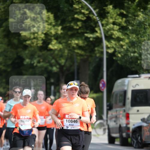 15.06.2025 - REWE Women's Run Jannik Wohlers http://msf.ph/oto/7951409 15.06.2025 09:50:50 Laufen 10382, 10846 meine-sportfotos.de