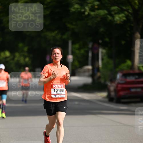 15.06.2025 - REWE Women's Run Dr. Thomas Lammeyer http://msf.ph/oto/7951425 15.06.2025 09:37:24 Laufen 10488 meine-sportfotos.de