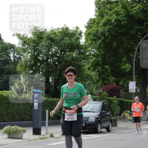 15.06.2025 - REWE Women's Run Jannik Wohlers http://msf.ph/oto/7951430 15.06.2025 08:33:36 Laufen 10007, 10259 meine-sportfotos.de