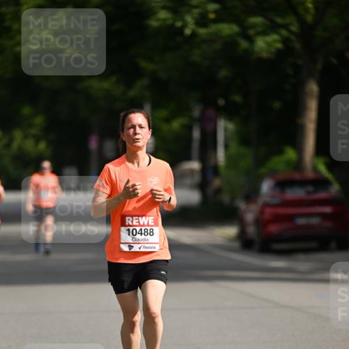 15.06.2025 - REWE Women's Run Dr. Thomas Lammeyer http://msf.ph/oto/7951438 15.06.2025 09:37:24 Laufen 10488 meine-sportfotos.de