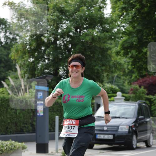 15.06.2025 - REWE Women's Run Jannik Wohlers http://msf.ph/oto/7951439 15.06.2025 08:33:36 Laufen 10007, 1043 meine-sportfotos.de
