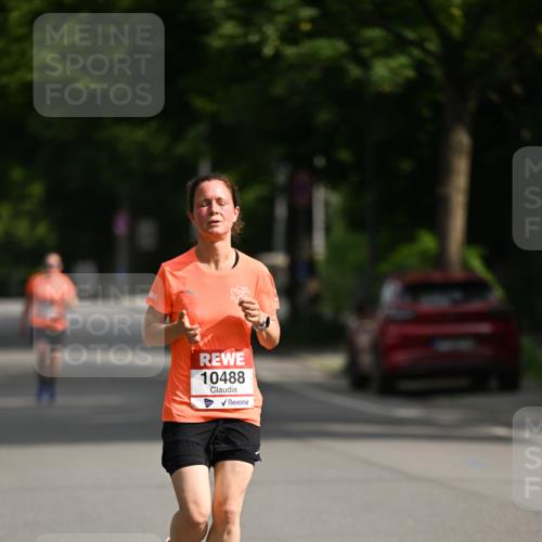 15.06.2025 - REWE Women's Run Dr. Thomas Lammeyer http://msf.ph/oto/7951447 15.06.2025 09:37:24 Laufen 10488 meine-sportfotos.de