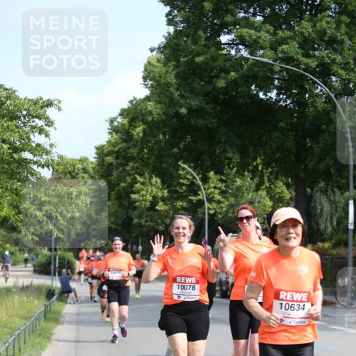 15.06.2025 - REWE Women's Run Jannik Wohlers http://msf.ph/oto/7951574 15.06.2025 09:51:03 Laufen 10078, 10634 meine-sportfotos.de