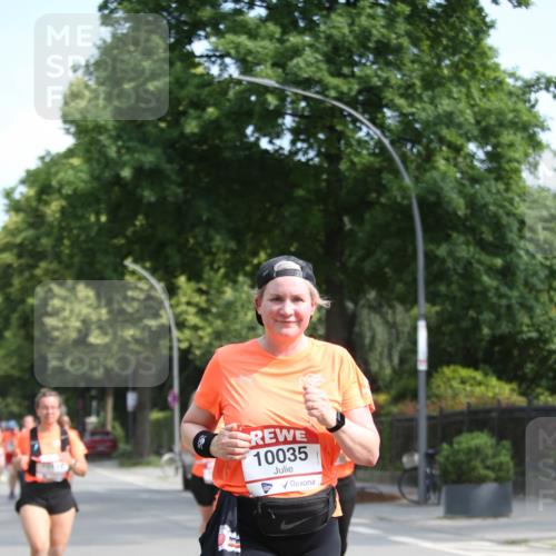 15.06.2025 - REWE Women's Run Jannik Wohlers http://msf.ph/oto/7951625 15.06.2025 09:51:08 Laufen 10035 meine-sportfotos.de