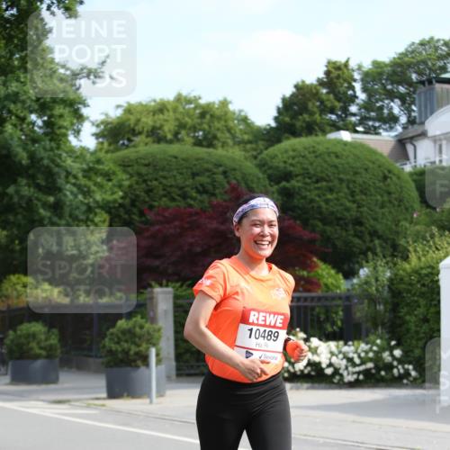 15.06.2025 - REWE Women's Run Jannik Wohlers http://msf.ph/oto/7951659 15.06.2025 09:51:11 Laufen 10489 meine-sportfotos.de