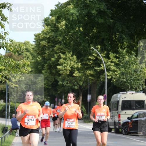 15.06.2025 - REWE Women's Run Jannik Wohlers http://msf.ph/oto/7951674 15.06.2025 09:51:14 Laufen 10409, 10751, 10369, 10701 meine-sportfotos.de