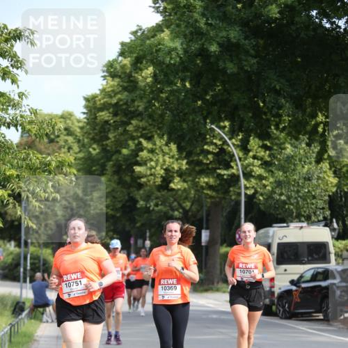 15.06.2025 - REWE Women's Run Jannik Wohlers http://msf.ph/oto/7951678 15.06.2025 09:51:14 Laufen 10751, 10369, 10701 meine-sportfotos.de