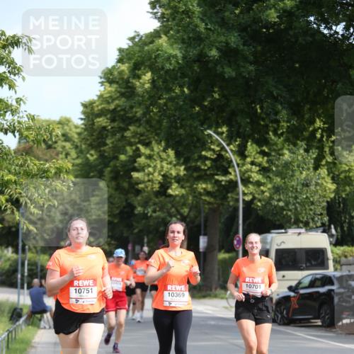 15.06.2025 - REWE Women's Run Jannik Wohlers http://msf.ph/oto/7951685 15.06.2025 09:51:15 Laufen 10701, 10751, 10409, 10369 meine-sportfotos.de