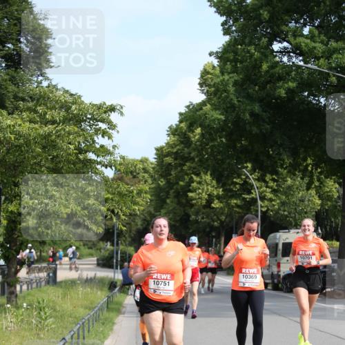 15.06.2025 - REWE Women's Run Jannik Wohlers http://msf.ph/oto/7951699 15.06.2025 09:51:16 Laufen 10751, 10369, 10701 meine-sportfotos.de