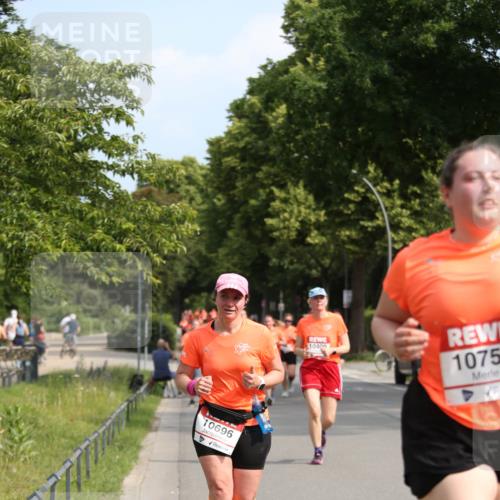 15.06.2025 - REWE Women's Run Jannik Wohlers http://msf.ph/oto/7951717 15.06.2025 09:51:18 Laufen 10696 meine-sportfotos.de