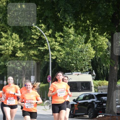 15.06.2025 - REWE Women's Run Jannik Wohlers http://msf.ph/oto/7951758 15.06.2025 09:51:23 Laufen 10428, 100, 10024, 0 meine-sportfotos.de