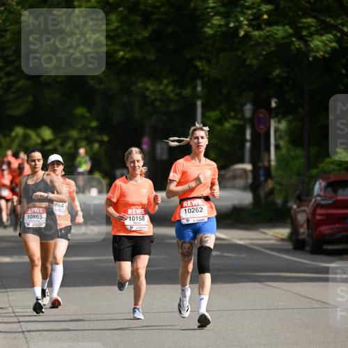 15.06.2025 - REWE Women's Run Dr. Thomas Lammeyer http://msf.ph/oto/7951775 15.06.2025 09:38:07 Laufen 864, 10865, 10158, 10262 meine-sportfotos.de