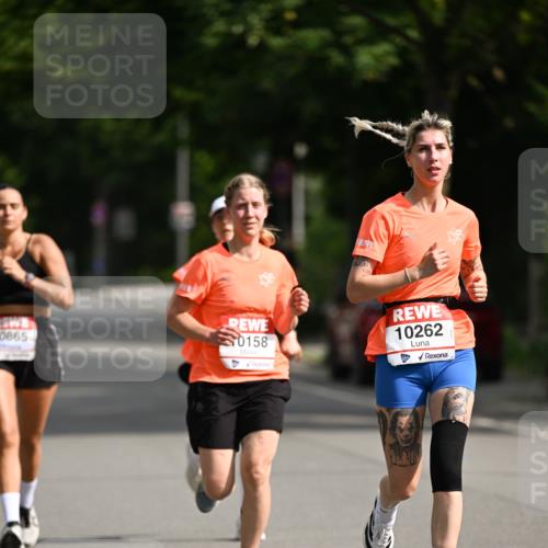 15.06.2025 - REWE Women's Run Dr. Thomas Lammeyer http://msf.ph/oto/7951810 15.06.2025 09:38:10 Laufen 0865, 0158, 10262 meine-sportfotos.de
