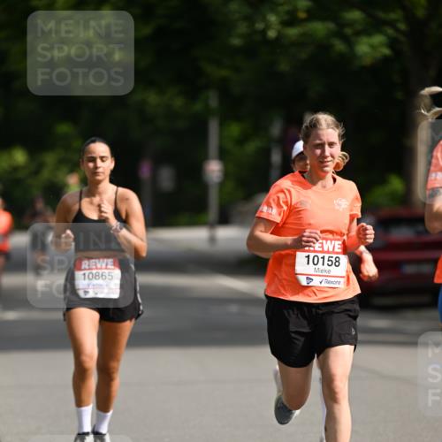 15.06.2025 - REWE Women's Run Dr. Thomas Lammeyer http://msf.ph/oto/7951821 15.06.2025 09:38:11 Laufen 10865, 10158 meine-sportfotos.de