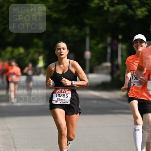 15.06.2025 - REWE Women's Run Dr. Thomas Lammeyer http://msf.ph/oto/7951833 15.06.2025 09:38:11 Laufen 10865, 108 meine-sportfotos.de