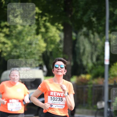 15.06.2025 - REWE Women's Run Jannik Wohlers http://msf.ph/oto/7951850 15.06.2025 09:51:31 Laufen 10761, 10235 meine-sportfotos.de