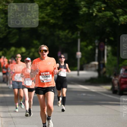 15.06.2025 - REWE Women's Run Dr. Thomas Lammeyer http://msf.ph/oto/7951869 15.06.2025 09:38:21 Laufen 10060 meine-sportfotos.de