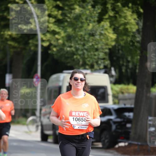 15.06.2025 - REWE Women's Run Jannik Wohlers http://msf.ph/oto/7951890 15.06.2025 09:51:43 Laufen 10658 meine-sportfotos.de