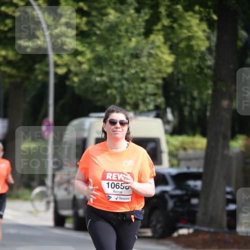 15.06.2025 - REWE Women's Run Jannik Wohlers http://msf.ph/oto/7951891 15.06.2025 09:51:43 Laufen 10650 meine-sportfotos.de