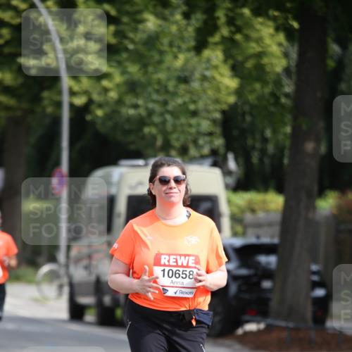15.06.2025 - REWE Women's Run Jannik Wohlers http://msf.ph/oto/7951897 15.06.2025 09:51:43 Laufen 10658 meine-sportfotos.de
