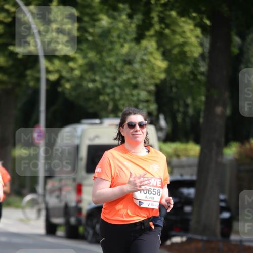 15.06.2025 - REWE Women's Run Jannik Wohlers http://msf.ph/oto/7951902 15.06.2025 09:51:43 Laufen 0658 meine-sportfotos.de