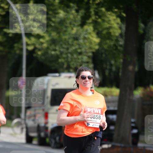 15.06.2025 - REWE Women's Run Jannik Wohlers http://msf.ph/oto/7951903 15.06.2025 09:51:43 Laufen 658 meine-sportfotos.de