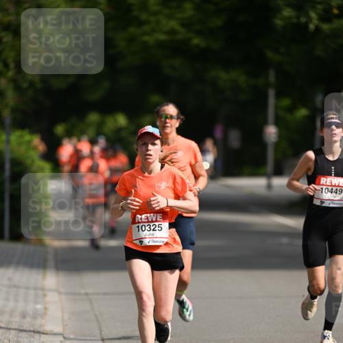 15.06.2025 - REWE Women's Run Dr. Thomas Lammeyer http://msf.ph/oto/7951920 15.06.2025 09:38:25 Laufen 10325, 10449 meine-sportfotos.de