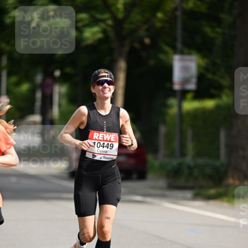 15.06.2025 - REWE Women's Run Dr. Thomas Lammeyer http://msf.ph/oto/7951943 15.06.2025 09:38:26 Laufen 10449, 1964 meine-sportfotos.de
