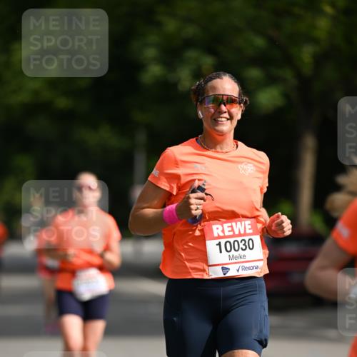 15.06.2025 - REWE Women's Run Dr. Thomas Lammeyer http://msf.ph/oto/7951965 15.06.2025 09:38:28 Laufen 10030 meine-sportfotos.de