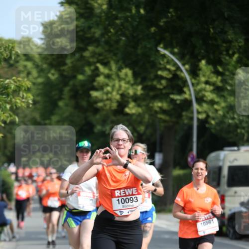 15.06.2025 - REWE Women's Run Jannik Wohlers http://msf.ph/oto/7952033 15.06.2025 09:51:54 Laufen 10093, 10561 meine-sportfotos.de